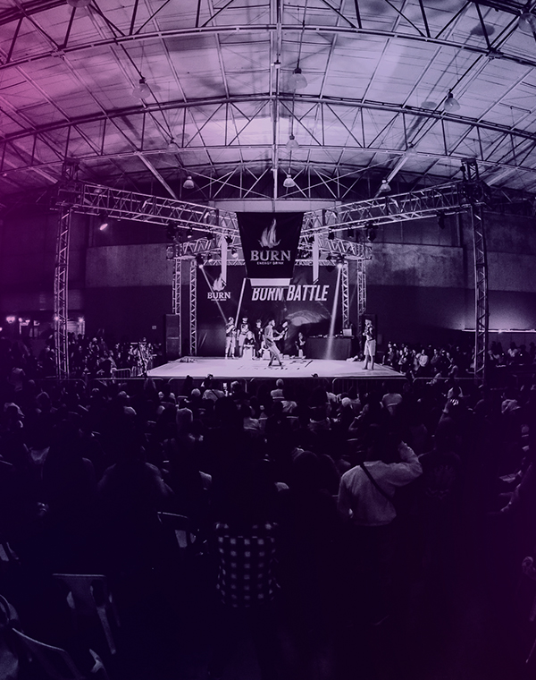 Estande interativo de marca patrocinadora